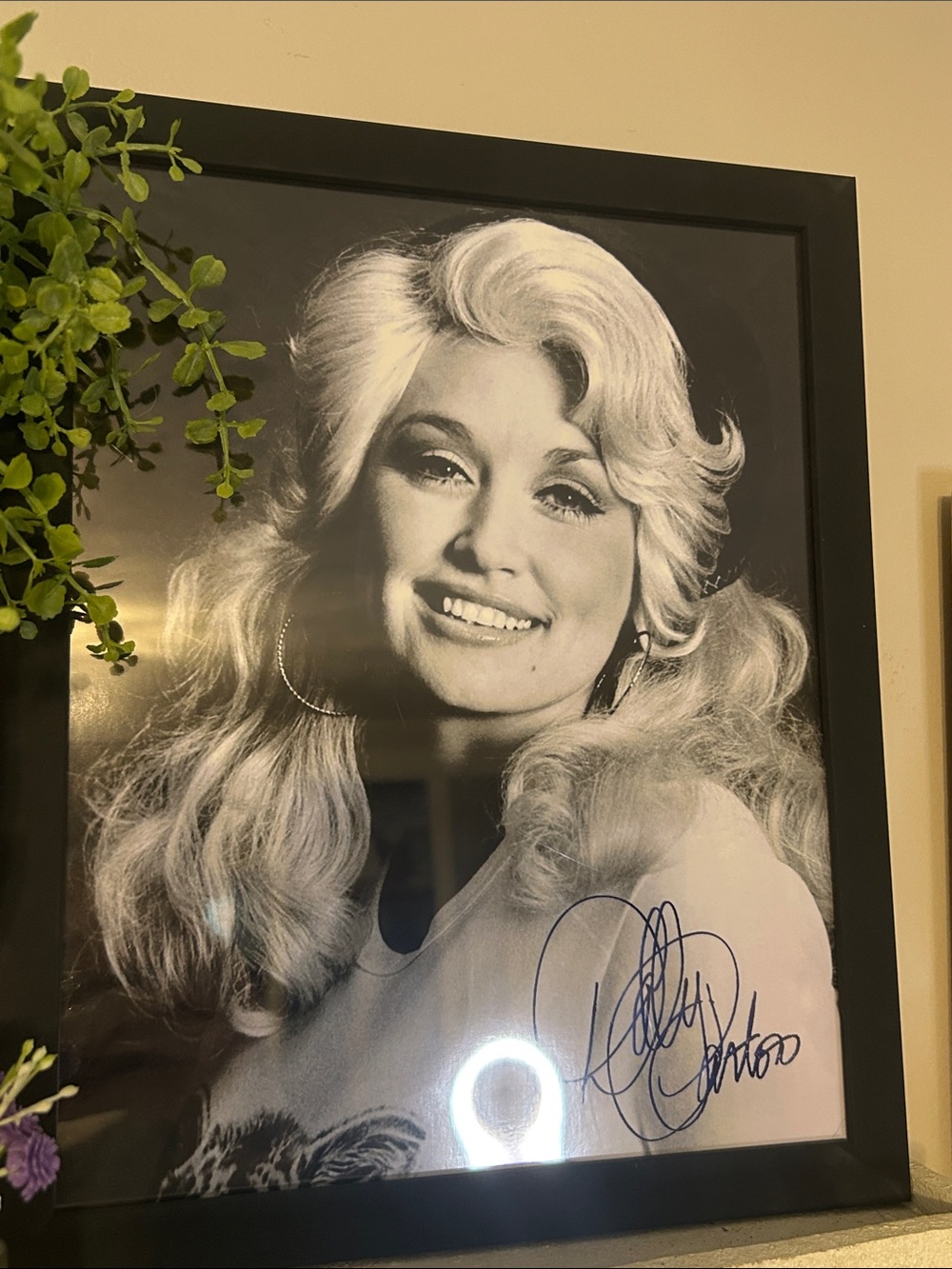 Framed Black-and-White Dolly Parton signed Portrait - Black Frame